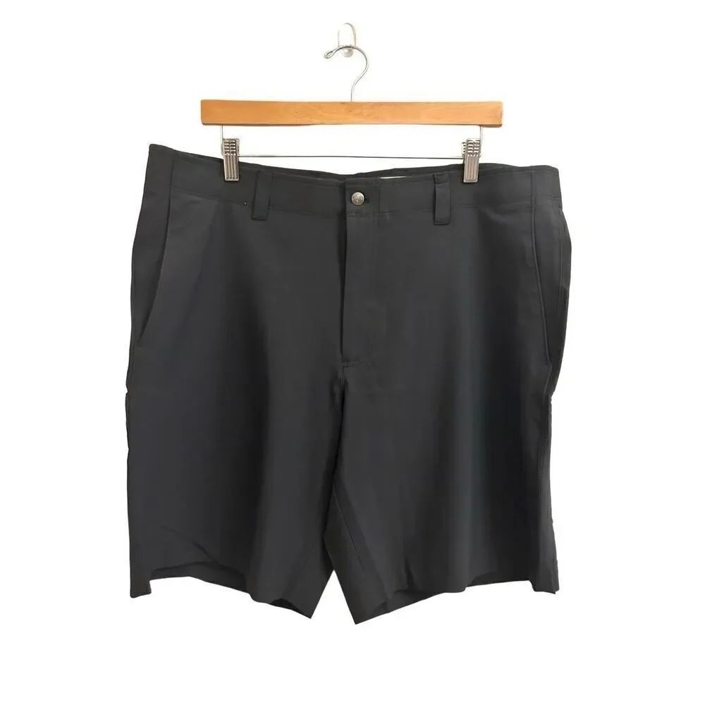 Callaway shorts dark gray size 38 EUC